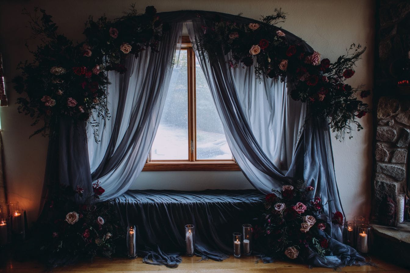 Goth Inspired Wedding Décor Ideas